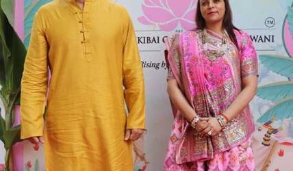 Randeep Hooda And Radhika Madan Celebrate Ganesh Chaturthi Maha Aarti At Nidarshana Ramesh Gowani\’s Residence