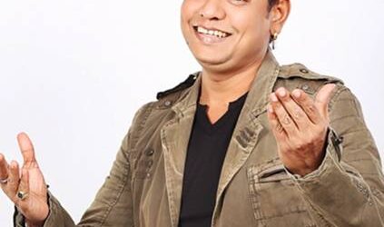 Bollywood Singer Deepak Giri  Honored With The Prestigious ‘Mahatma Gandhi Ratna Award 2024’ In Mumbai