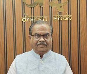 Dr.  Dhiren Shah Brings ‘Direction Vastu’ To Mumbai, Offers Bollywood A Path To Prosperity