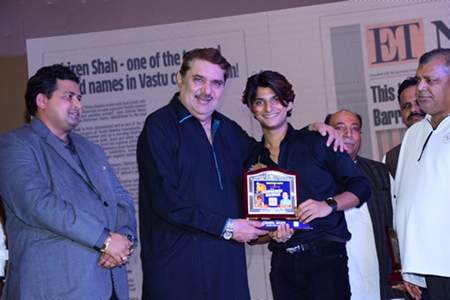 Rising Star Keneil Modi Honored With Karmdeep Samman 2025 Awarded  BEST MODEL AND ACTOR  By Legendary Actor Raza Murad