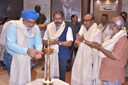 “ATHAHA” Beyond The Boundaries Solo Show Of Paintings By Well-Known Artist Alka Bhrushundi At Jehangir Art Gallery