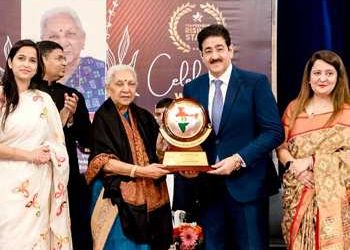 SANDEEP MARWAH Shines Brighter Again!