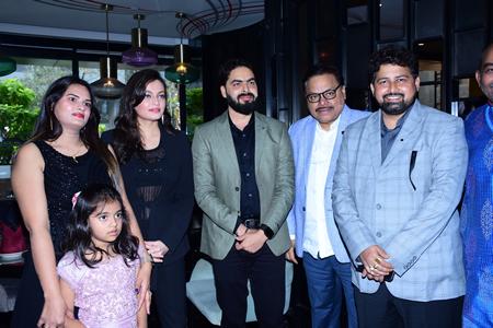 अरुण मिश्रा को(चंडीपुर धाम) “पॉपुलर सिविलियन आइकॉन ऑफ़ इंडिया अवार्ड 2026” से सम्मानित