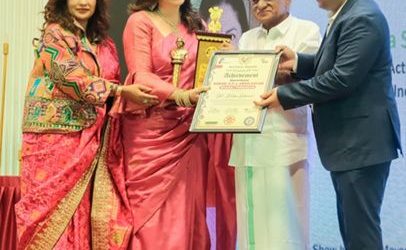 India’s Largest World Record Show 500 Models Walk Promoting Only Swadeshi By India’s Fashion Guru Sonia Mayers On Her Show Swadeshi Runway Season 8