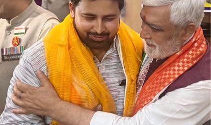 कौन है भाजपा नेता एडवोकेट विनय कुमार दुबे जिन्हें शहीदी दिवस पर राष्ट्रीय वीरता पुरस्कार किया गया प्रदान i